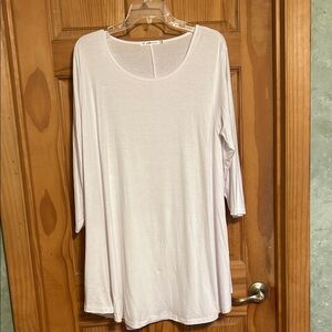 Women’s Plus Jollie Lovin White Tunic Size 2X